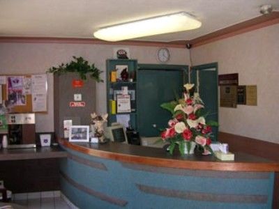 Weber Inn Китченер Интерьер фото